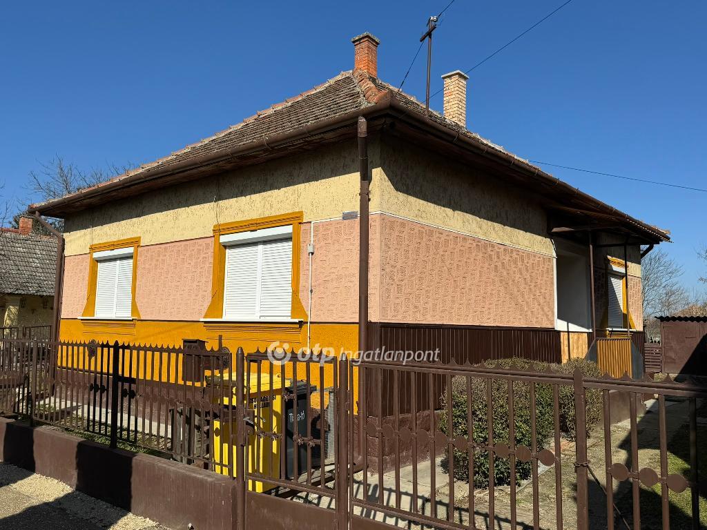 Eladó családi ház Tiszafüred