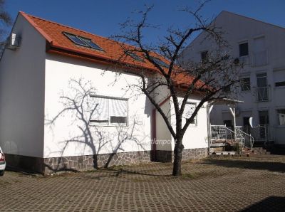 Eladó lakás Gyöngyös