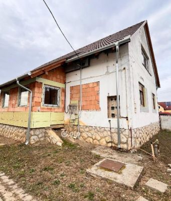 Eladó családi ház Bóly