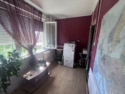 Eladó lakás Dunaújváros