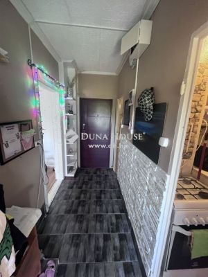 Eladó lakás Dunaújváros