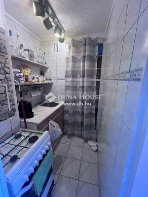 Eladó lakás Dunaújváros