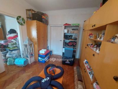 Eladó családi ház Debrecen