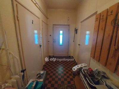 Eladó családi ház Debrecen