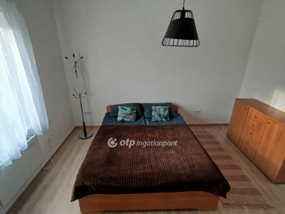Eladó családi ház Debrecen