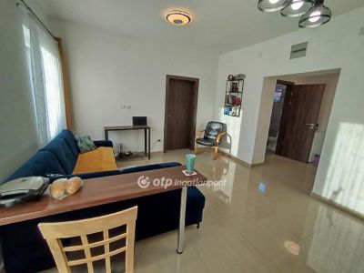 Eladó családi ház Debrecen