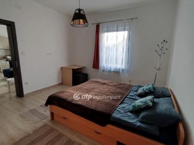 Eladó családi ház Debrecen