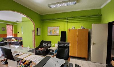 Eladó családi ház Orosháza
