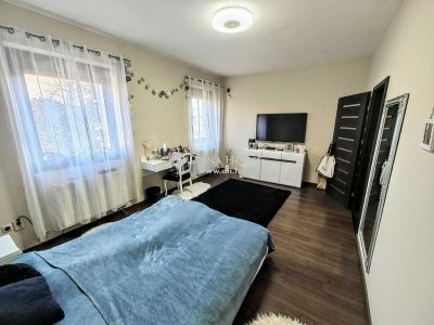 Eladó családi ház Szeged