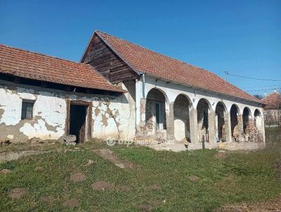 Eladó családi ház Kerecsend