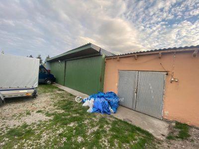 Eladó családi ház Poroszló