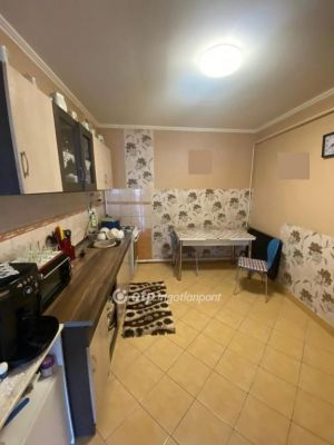 Eladó családi ház Poroszló