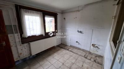 Eladó sorház Beloiannisz