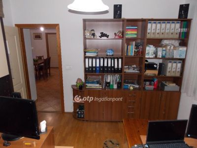 Eladó családi ház Nemesvámos