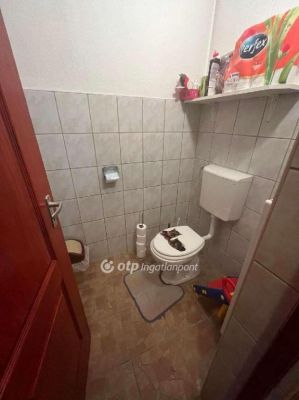 Eladó családi ház Csemő
