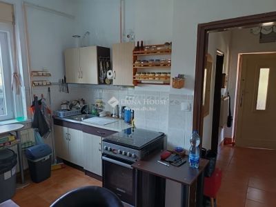 Eladó ikerház Monor