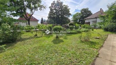 Eladó családi ház Budapest