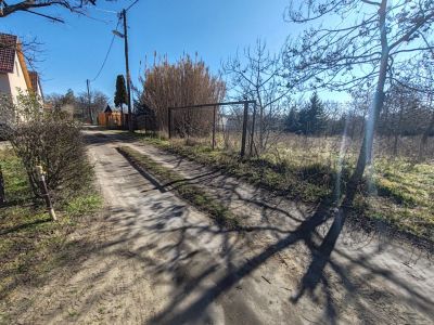 Eladó telek Szentes