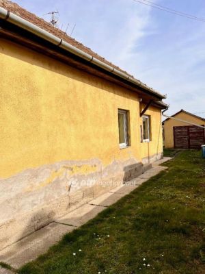 Eladó családi ház Pécs