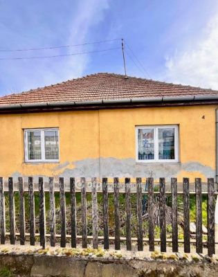 Eladó családi ház Pécs