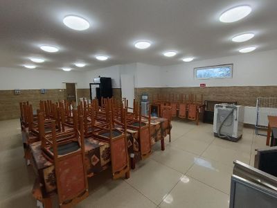Eladó üzlethelység udvarban Iváncsa