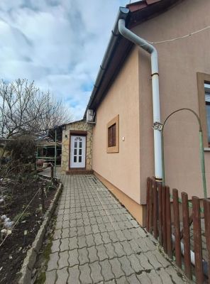 Eladó családi ház Abádszalók