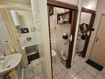 Eladó családi ház Vecsés