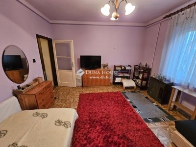 Eladó családi ház Vecsés
