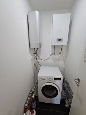 Eladó családi ház Tápióság