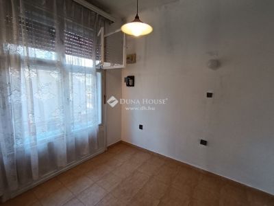 Eladó családi ház Budapest
