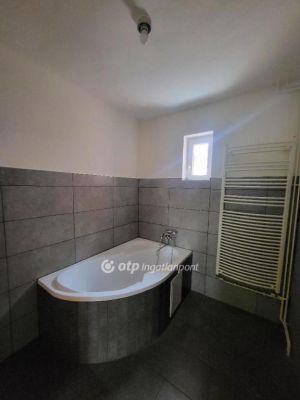 Eladó családi ház Szilvásvárad