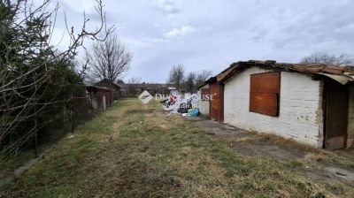 Eladó sorház Beloiannisz