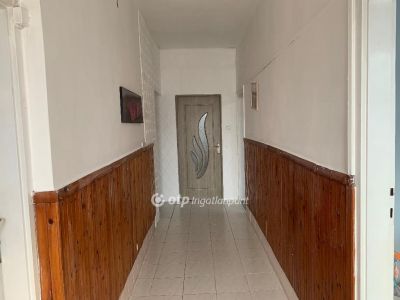 Eladó családi ház Újfehértó