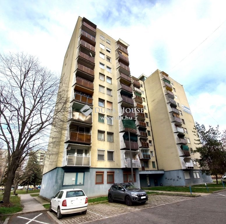 Eladó lakás Békéscsaba