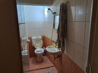 Eladó utcai bejáratú üzlethelység Nyíregyháza