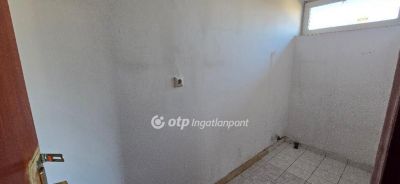 Eladó családi ház Hajdúnánás