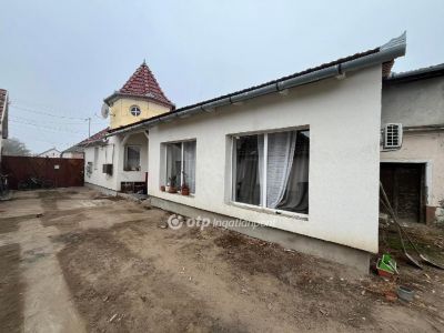 Eladó családi ház Hajdúbagos