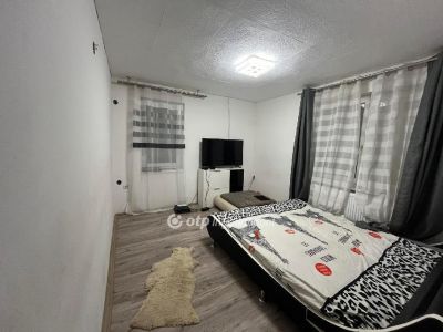 Eladó családi ház Hajdúbagos