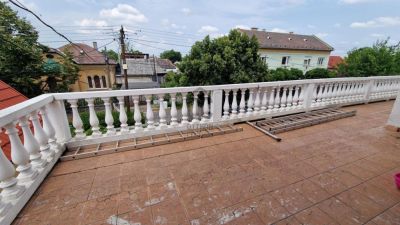 Eladó családi ház Budapest