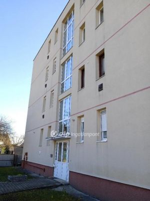 Eladó lakás Veszprém