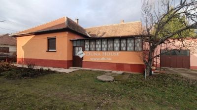 Eladó családi ház Tápiószecső