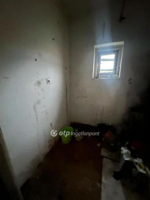 Eladó családi ház Cegléd