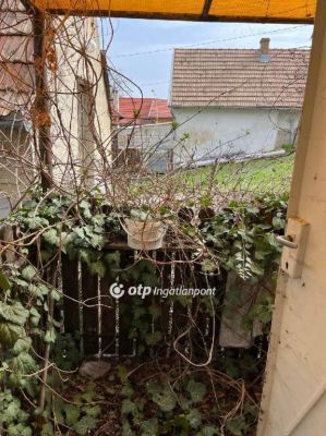 Eladó nyaraló Szekszárd