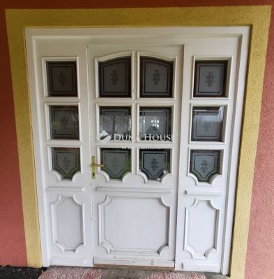 Eladó családi ház Bár