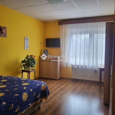 Eladó családi ház Bár