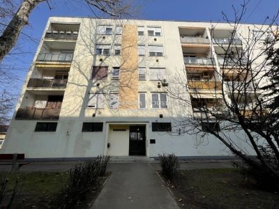Eladó lakás Kecskemét