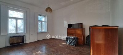Eladó családi ház Budapest
