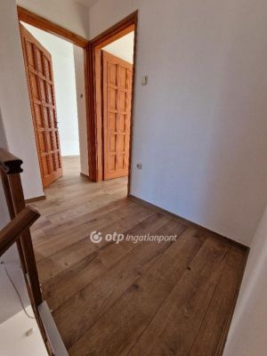 Eladó családi ház Dunakeszi