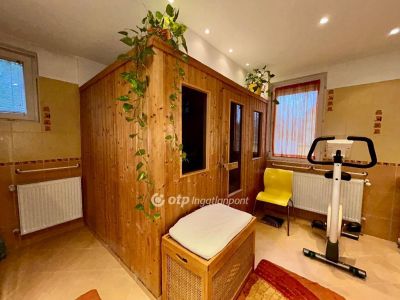 Eladó családi ház Debrecen