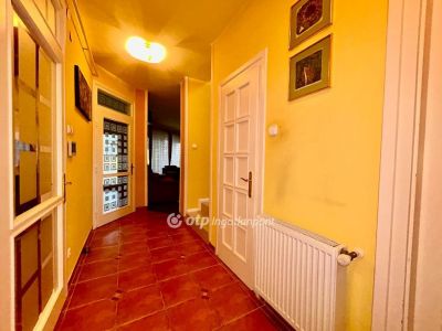Eladó családi ház Debrecen